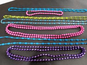 lot 1491 image: Childrens Necklaces