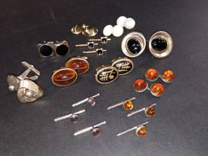 lot 1493 image: Swank and Various Cuff Links