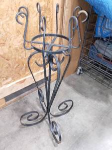 lot 1531 image: Wrought Iron Plant Stand 30 in Tall