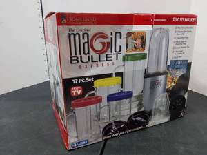 lot 1544 image: The Original Magic Bullet Express 17 Piece Set
