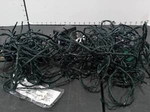 lot 1566 image: Led Clear Christmas Lights