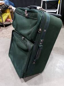 lot 1575 image: American Tourister Luggage