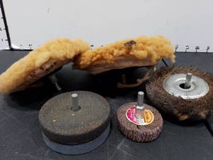 lot 1580 image: Assorted Wheels