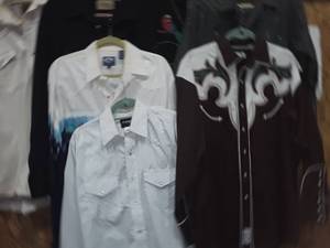 lot 1602 image: More Mens Western Shirts. Size Medium and Large