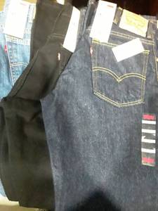 lot 1604 image: Mens BRAND NEW 517 Levis. Size 32 x 32
