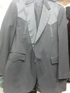 lot 1621 image: Mens Western 2pcs. Suit. Jacket is 44L and Pants are 35 x 32