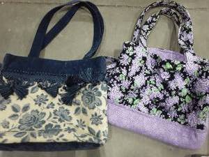 lot 1627 image: 2 Womens Bags