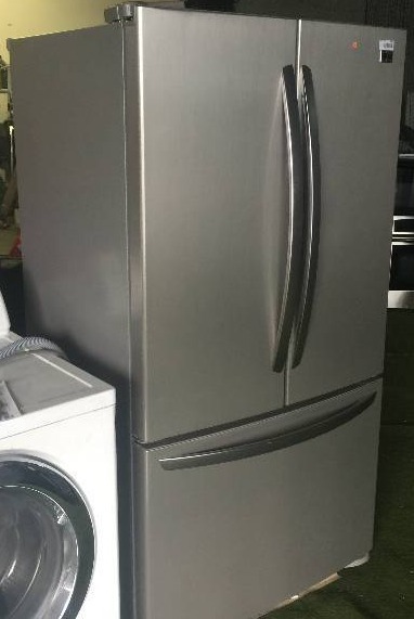 lot 8401 image: LG LFC25770 25.0 cu. ft. French Door Refrigerator with IcePlus Accelerated Freezing
