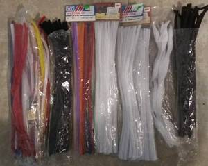 lot 2391 image: Lots of Chenille Stems (Pipe Cleaners)