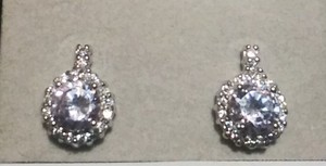 lot 2600 image: Sterling Silver CZ Stud Earrings