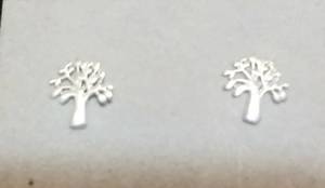 lot 2605 image: Sterling Silver Stud Earrings