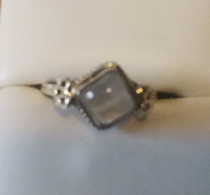 lot 2647 image: Sterling Silver Moonstone Ring Size 8