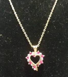 lot 2660 image: Sterling Silver CZ Heart Necklace