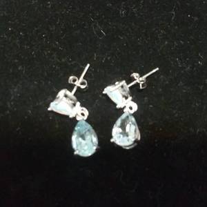lot 2669 image: Sterling Silver Fiery Opal & Blue Topaz Earrings