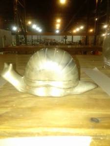 lot 567 image: snail jewelry box