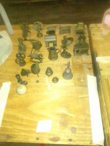 lot 577 image: antique collectibles