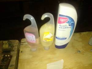 lot 578 image: shower appliances