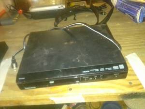lot 591 image: DVD player no remote