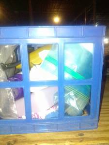 lot 615 image: miscellaneous box