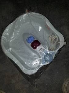 lot 631 image: foot massage