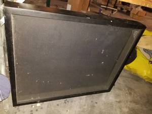 lot 647 image: glass picture box