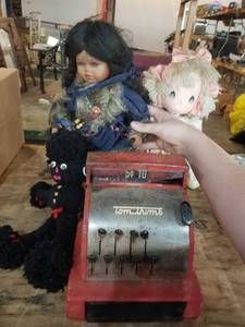 lot 877 image: Antique toys