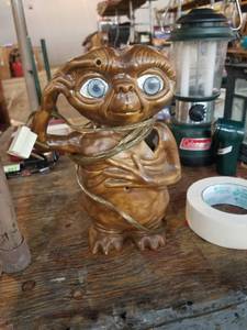 lot 882 image: ET light