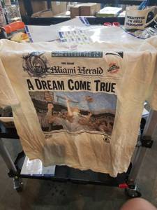 lot 889 image: 1993 Dodgers and Marlins the Miami herald tshirt