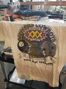 lot 891 image: Steeler vs Cowboys Superbowl 30 tshirt Large