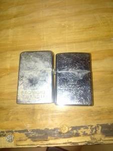 lot 942 image: Zippo lighters