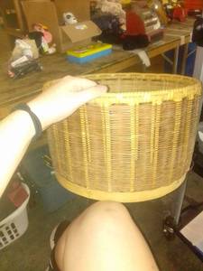 lot 974 image: Basket