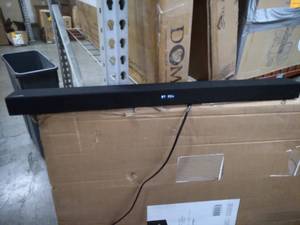 lot 65612 image: SAMSUNG SOUNDBAR AND SUBWOOFER DAMAGE POWERS ON