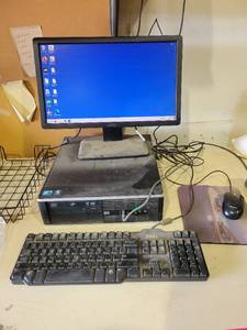 lot 29012 image: HP Computer With Monitor, Mouse, Printer