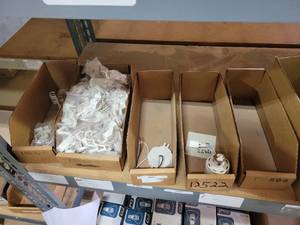 lot 29064 image: Assorted Adapters and Clips