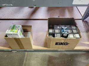 lot 29066 image: Assorted Compact Fluorescent Bulbs
