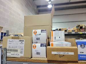 lot 29099 image: Halospot, Halco, Satco Assorted Light Bulbs