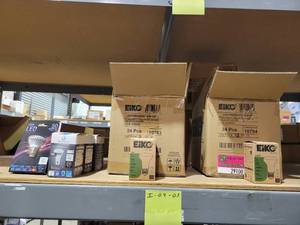 lot 29100 image: LED Dimmable Light Bulbs