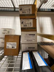 lot 29249 image: Assorted Ballast