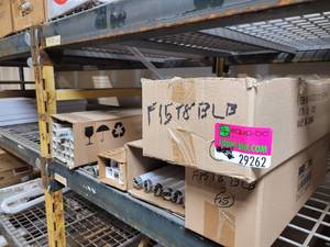 lot 29262 image: LED Tube Bulbs and Fluorescent Bulbs