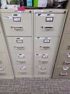 lot 31560 image: 2 File Cabinets