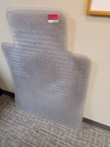 lot 31564 image: Chair Mats (4)