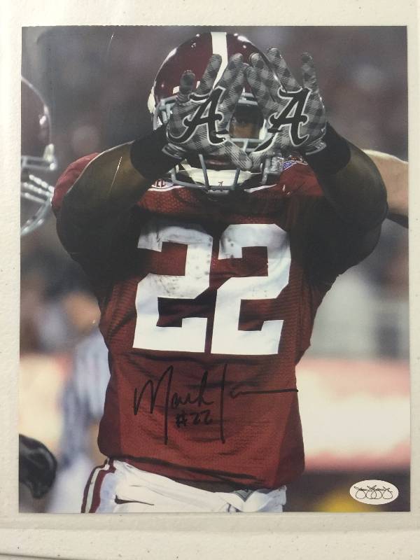 lot 1009 image: Signed 8x10 of Mark Ingram Alabama Crimson Tide Heisman Trophy Winner (James Spence Authentication JSA)