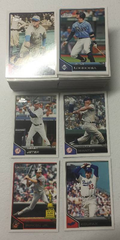 lot 1192 image: Complete 2011 Topps Lineage 200 card set wretired and current Superstars