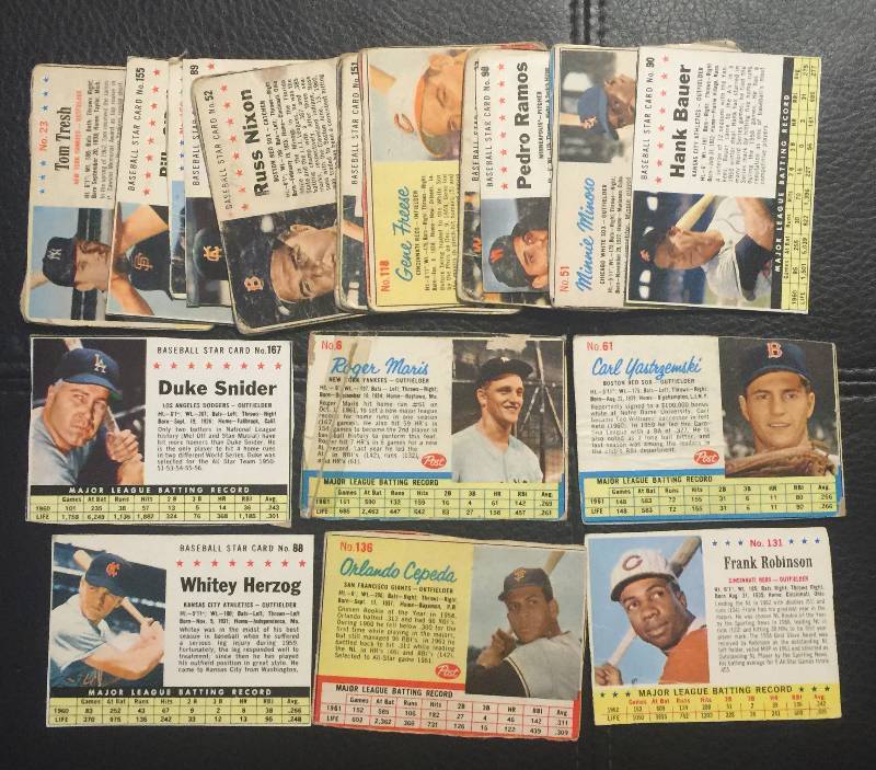 lot 1231 image: Huge Lot of Vintage Post Cereal Baseball Cards 1960-1962 Roger Maris Frank Robinson Carl Yastremski