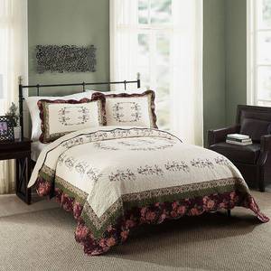lot 34312 image: Brooke 3pc Quilt Set FullQueen