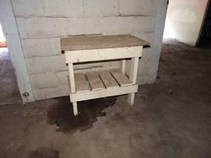 lot 38014 image: Small Handmade Work Table