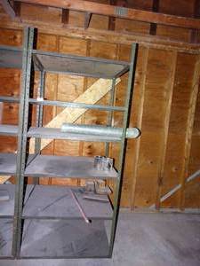 lot 38039 image: Metal shelf unit