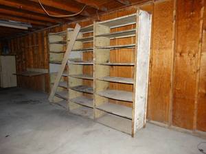 lot 38042 image: Wood shelf unit