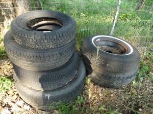 lot 38051 image: Lot of various tireswheels