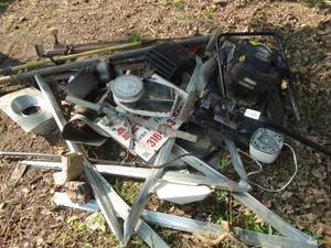 lot 38052 image: Lot of various scrap